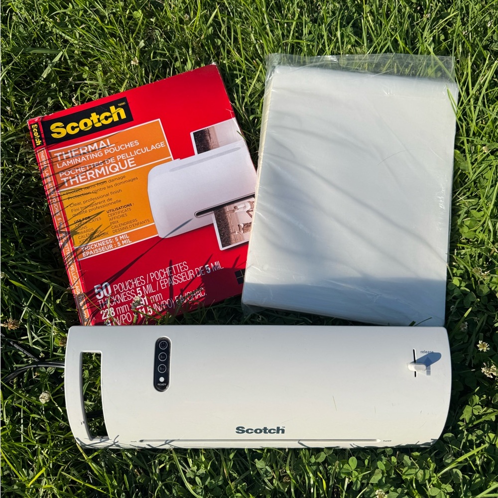 Scotch Thermal Laminator with Pouches